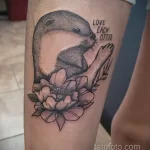 Фото рисунка тату Выдра 24.07.2021 №239 - otter tattoo - tatufoto.com