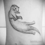 Фото рисунка тату Выдра 24.07.2021 №318 - otter tattoo - tatufoto.com
