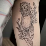 Фото рисунка тату Выдра 24.07.2021 №354 - otter tattoo - tatufoto.com
