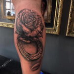 Фото рисунока тату с подковой 22.07.2021 №003 - drawing tattoo horseshoe - tatufoto.com