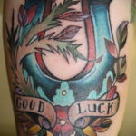 Фото рисунока тату с подковой 22.07.2021 №033 - drawing tattoo horseshoe - tatufoto.com