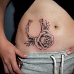Фото рисунока тату с подковой 22.07.2021 №058 - drawing tattoo horseshoe - tatufoto.com