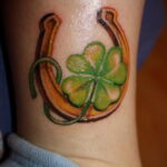 Фото рисунока тату с подковой 22.07.2021 №086 - drawing tattoo horseshoe - tatufoto.com
