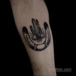 Фото рисунока тату с подковой 22.07.2021 №117 - drawing tattoo horseshoe - tatufoto.com