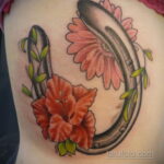 Фото рисунока тату с подковой 22.07.2021 №158 - drawing tattoo horseshoe - tatufoto.com