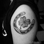 Фото рисунока тату с подковой 22.07.2021 №242 - drawing tattoo horseshoe - tatufoto.com