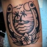 Фото рисунока тату с подковой 22.07.2021 №257 - drawing tattoo horseshoe - tatufoto.com