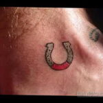 Фото рисунока тату с подковой 22.07.2021 №266 - drawing tattoo horseshoe - tatufoto.com