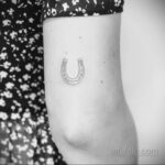 Фото рисунока тату с подковой 22.07.2021 №273 - drawing tattoo horseshoe - tatufoto.com