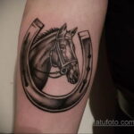Фото рисунока тату с подковой 22.07.2021 №298 - drawing tattoo horseshoe - tatufoto.com
