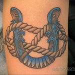 Фото рисунока тату с подковой 22.07.2021 №322 - drawing tattoo horseshoe - tatufoto.com