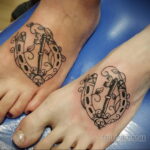 Фото рисунока тату с подковой 22.07.2021 №328 - drawing tattoo horseshoe - tatufoto.com