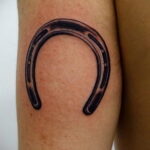 Фото рисунока тату с подковой 22.07.2021 №342 - drawing tattoo horseshoe - tatufoto.com