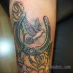Фото рисунока тату с подковой 22.07.2021 №356 - drawing tattoo horseshoe - tatufoto.com
