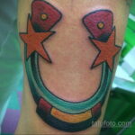 Фото рисунока тату с подковой 22.07.2021 №358 - drawing tattoo horseshoe - tatufoto.com