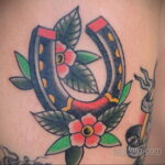 Фото рисунока тату с подковой 22.07.2021 №416 - drawing tattoo horseshoe - tatufoto.com