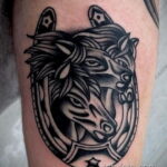 Фото рисунока тату с подковой 22.07.2021 №417 - drawing tattoo horseshoe - tatufoto.com