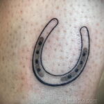 Фото рисунока тату с подковой 22.07.2021 №444 - drawing tattoo horseshoe - tatufoto.com