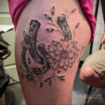 Фото рисунока тату с подковой 22.07.2021 №494 - drawing tattoo horseshoe - tatufoto.com