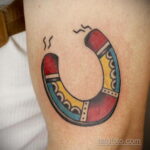 Фото рисунока тату с подковой 22.07.2021 №501 - drawing tattoo horseshoe - tatufoto.com