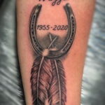 Фото рисунока тату с подковой 22.07.2021 №510 - drawing tattoo horseshoe - tatufoto.com