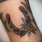 Фото рисунока тату с подковой 22.07.2021 №529 - drawing tattoo horseshoe - tatufoto.com