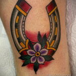 Фото рисунока тату с подковой 22.07.2021 №560 - drawing tattoo horseshoe - tatufoto.com