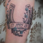 Фото рисунока тату с подковой 22.07.2021 №566 - drawing tattoo horseshoe - tatufoto.com