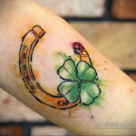 Фото рисунока тату с подковой 22.07.2021 №579 - drawing tattoo horseshoe - tatufoto.com
