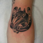 Фото рисунока тату с подковой 22.07.2021 №676 - drawing tattoo horseshoe - tatufoto.com