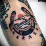 Фото рисунока тату с подковой 22.07.2021 №717 - drawing tattoo horseshoe - tatufoto.com