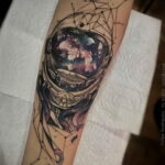 Фото тату астронавт 17.07.2021 №235 - astronaut tattoo - tatufoto.com