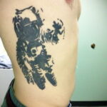 Фото тату астронавт 17.07.2021 №316 - astronaut tattoo - tatufoto.com