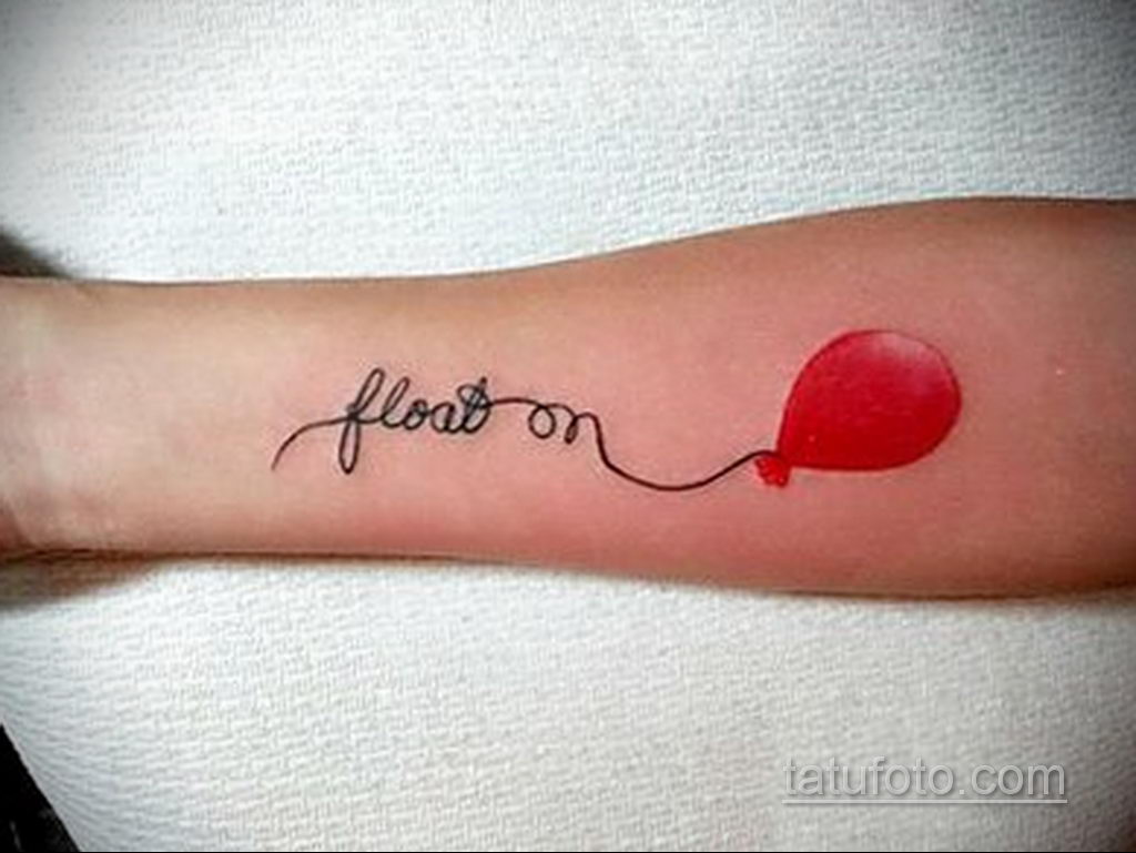 Tatuajes de globos con nombres