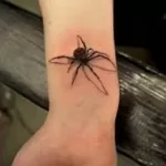 Фото тату паук на запястье 25.07.2021 №003 - spider tattoo on wrist - tatufoto.com