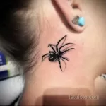 Фото тату паук на шее 25.07.2021 №006 - spider neck tattoo - tatufoto.com
