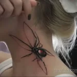 Фото тату паук на шее 25.07.2021 №018 - spider neck tattoo - tatufoto.com