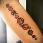 Фото тату планета 20.07.2021 №220 - planet tattoo - tatufoto.com