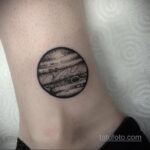 Фото тату планета 20.07.2021 №525 - planet tattoo - tatufoto.com