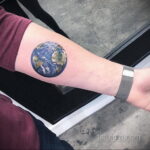 Фото тату планета 20.07.2021 №585 - planet tattoo - tatufoto.com