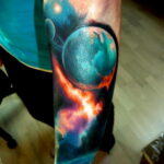 Фото тату про космос 20.07.2021 №054 - space tattoo - tatufoto.com