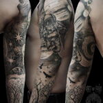 Фото тату про космос 20.07.2021 №125 - space tattoo - tatufoto.com