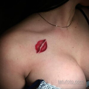 Фото тату с поцелуем 05.07.2021 №062 - tattoo kiss - tatufoto.com