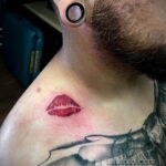 Фото тату с поцелуем 05.07.2021 №123 - tattoo kiss - tatufoto.com