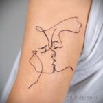 Фото тату с поцелуем 05.07.2021 №189 - tattoo kiss - tatufoto.com