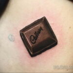 Фото тату с шоколадом 06.07.2021 №002 - tattoo chocolate - tatufoto.com