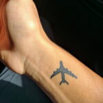 Фото тату самолет 06.07.2021 №013 - airplane tattoo - tatufoto.com