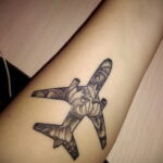 Фото тату самолет 06.07.2021 №021 - airplane tattoo - tatufoto.com