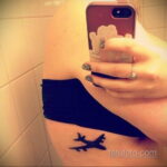 Фото тату самолет 06.07.2021 №044 - airplane tattoo - tatufoto.com