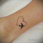 Фото тату самолет 06.07.2021 №056 - airplane tattoo - tatufoto.com